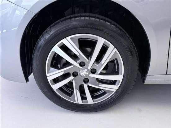 PEUGEOT-208-2023