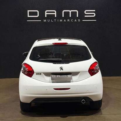 PEUGEOT-208-2016