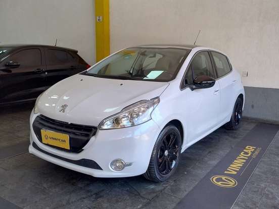 PEUGEOT-208-1.6 GRIFFE 16V FLEX 4P AUTOMÁTICO PEUGEOT-208-2015