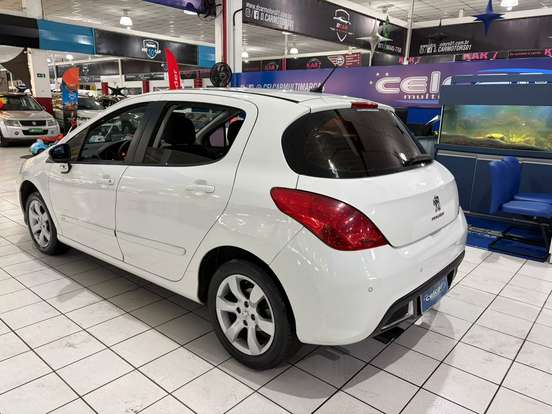 PEUGEOT-308-2013