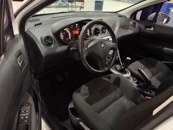 PEUGEOT-308-1.6 ACTIVE 16V FLEX 4P MANUAL PEUGEOT-308-2013