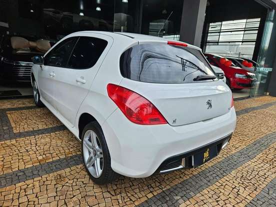 PEUGEOT-308-2012