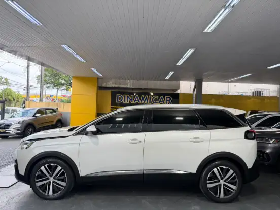 PEUGEOT-5008-1.6 GRIFFE THP 16V GASOLINA 4P AUTOMÁTICO PEUGEOT-5008-2018