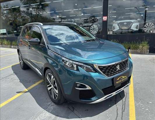 PEUGEOT-5008-2018