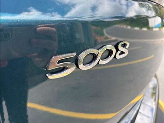 PEUGEOT-5008-1.6 GRIFFE THP 16V GASOLINA 4P AUTOMÁTICO PEUGEOT-5008-2018