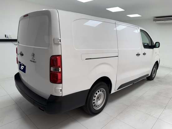 PEUGEOT-EXPERT-2021