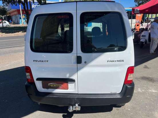 PEUGEOT-PARTNER-1.6 FURGÃO 800KG 16V FLEX 3P MANUAL PEUGEOT-PARTNER-2018