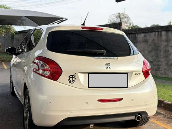 PEUGEOT-208-1.6 GRIFFE 16V FLEX 4P MANUAL PEUGEOT-208-2013