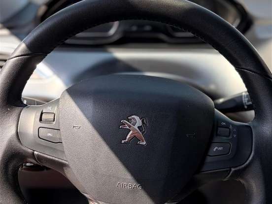 PEUGEOT-208-1.6 GRIFFE 16V FLEX 4P MANUAL PEUGEOT-208-2013