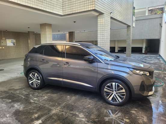 PEUGEOT-3008-2022