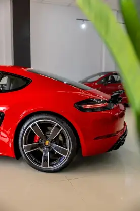 PORSCHE-718-2025