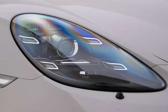 PORSCHE-718-2025