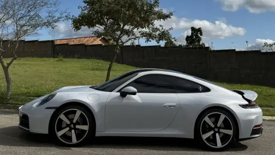 PORSCHE-911-2025