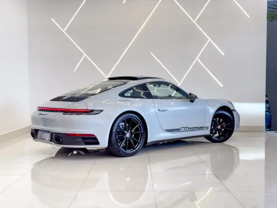 PORSCHE-911-2023