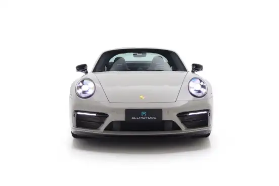 PORSCHE-911-2023