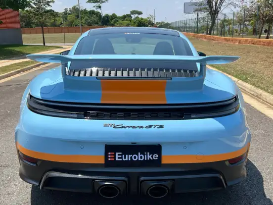 PORSCHE-911-2025