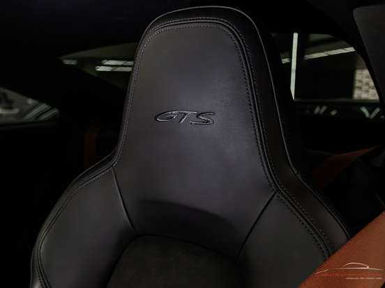 PORSCHE-911-3.0 24V H6 GASOLINA CARRERA 4 GTS PDK PORSCHE-911-2022