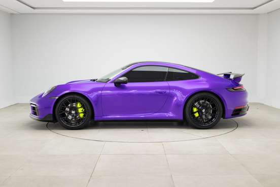 PORSCHE-911-2020