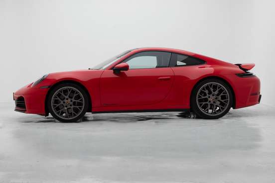PORSCHE-911-2025