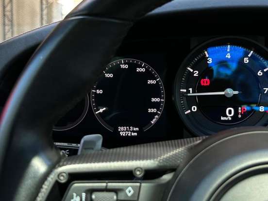 PORSCHE-911-2021