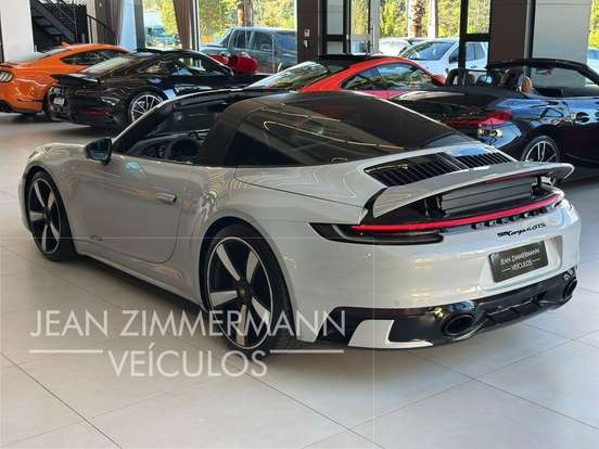 PORSCHE-911-2024