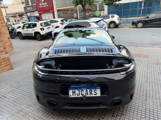 PORSCHE-911-2021
