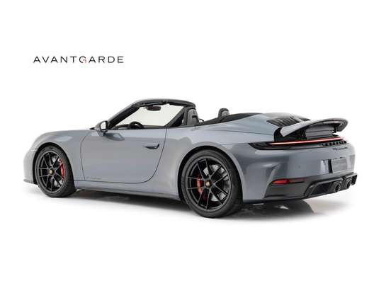 PORSCHE-911-2025