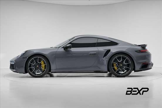 PORSCHE-911-2023
