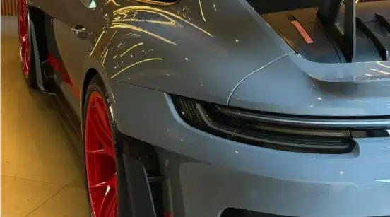 PORSCHE-911-2023