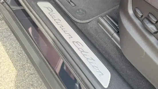 PORSCHE-CAYENNE-2022