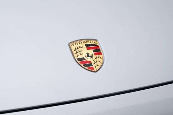 PORSCHE-CAYENNE-2020