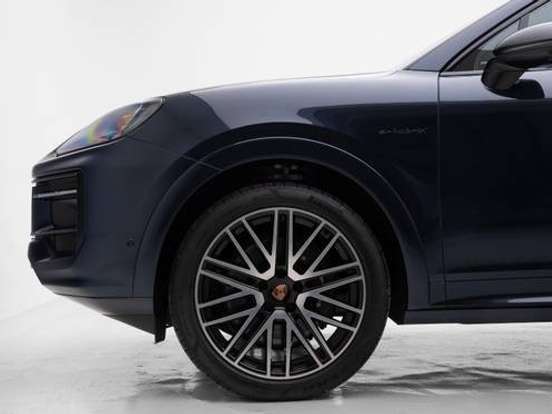 PORSCHE-CAYENNE-3.0 V6 E-HYBRID BLACK EDITION COUPÉ AWD TIPTRONIC S PORSCHE-CAYENNE-2025