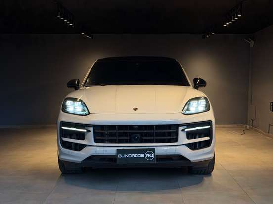 PORSCHE-CAYENNE-2025