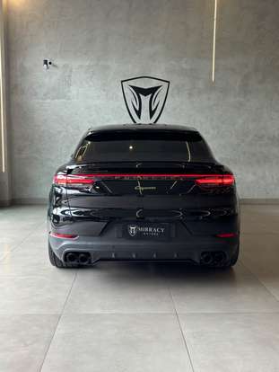 PORSCHE-CAYENNE-2023