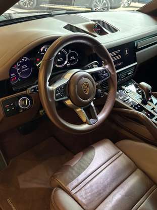 PORSCHE-CAYENNE-2023