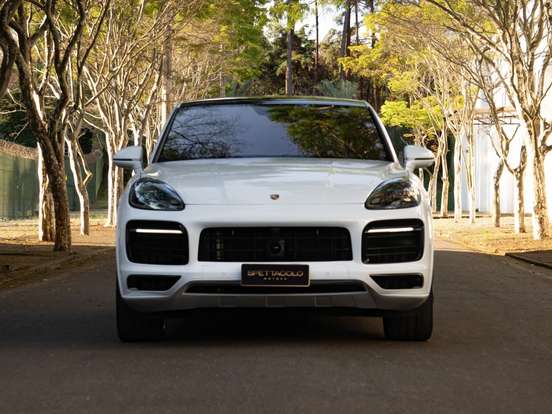 PORSCHE-CAYENNE-2023