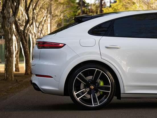 PORSCHE-CAYENNE-3.0 V6 E-HYBRID COUPÉ PLATINUM EDITION AWD TIPTRONIC S PORSCHE-CAYENNE-2023