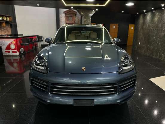 PORSCHE-CAYENNE-2018