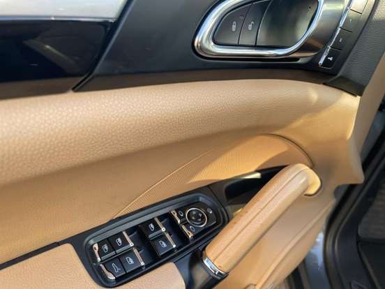 PORSCHE-CAYENNE-3.6 4X4 V6 24V GASOLINA 4P TIPTRONIC PORSCHE-CAYENNE-2015