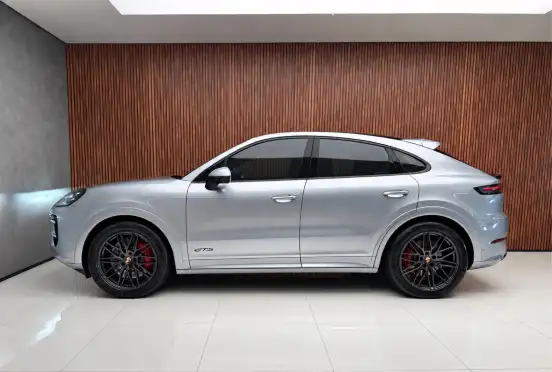 PORSCHE-CAYENNE-2025