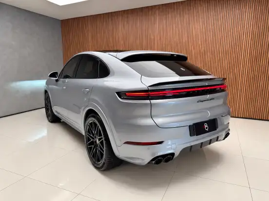 PORSCHE-CAYENNE-4.0 V8 GASOLINA GTS COUPÉ AWD TIPTRONIC S PORSCHE-CAYENNE-2025