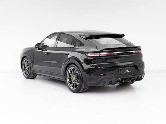 PORSCHE-CAYENNE-2023