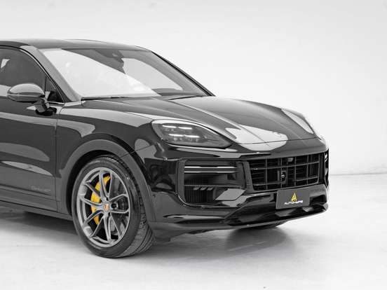 PORSCHE-CAYENNE-2023