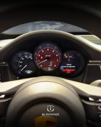 PORSCHE-MACAN-2022