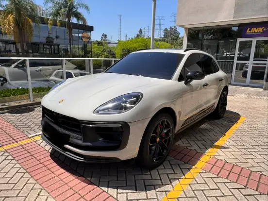 PORSCHE-MACAN-2023