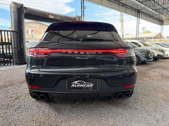 PORSCHE-MACAN-2021
