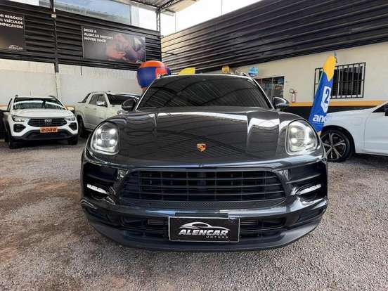 PORSCHE-MACAN-2021
