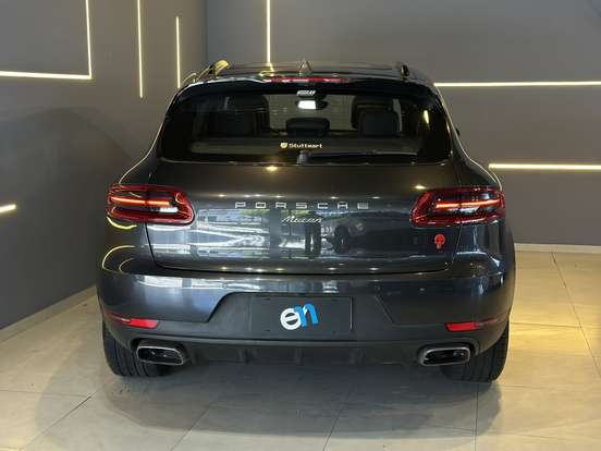 PORSCHE-MACAN-2.0 16V GASOLINA 4P AUTOMÁTICO PORSCHE-MACAN-2016
