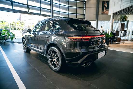PORSCHE-MACAN-2024