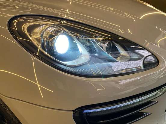 PORSCHE-MACAN-2014